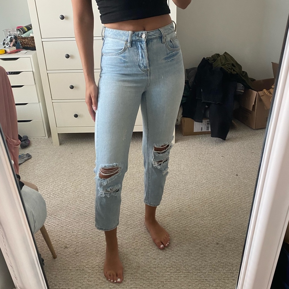Brandy Melville Cropped Mom Jeans
